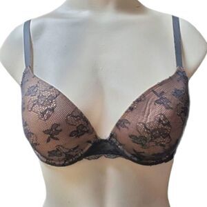 VICTORIA'S SECRET DEMI UPLIFT BLACK LACY BRA